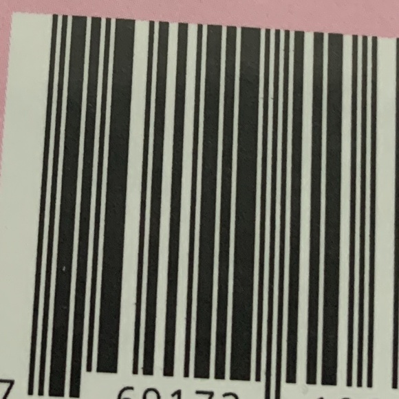 ILLUMINATI X ISA GLAM PALETTE $48 - Picture 3 of 4